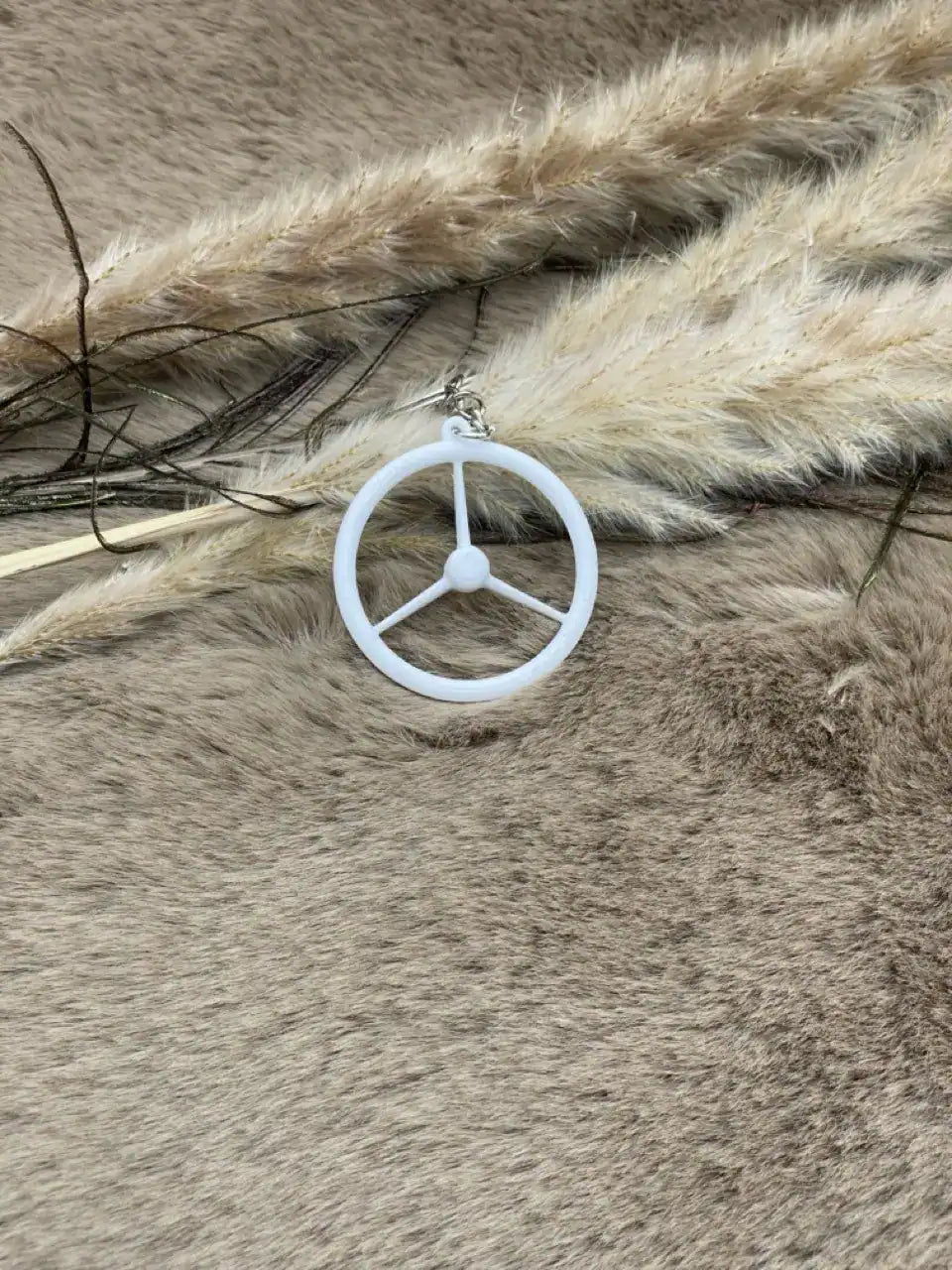 Keychain 3-spoke steering wheel