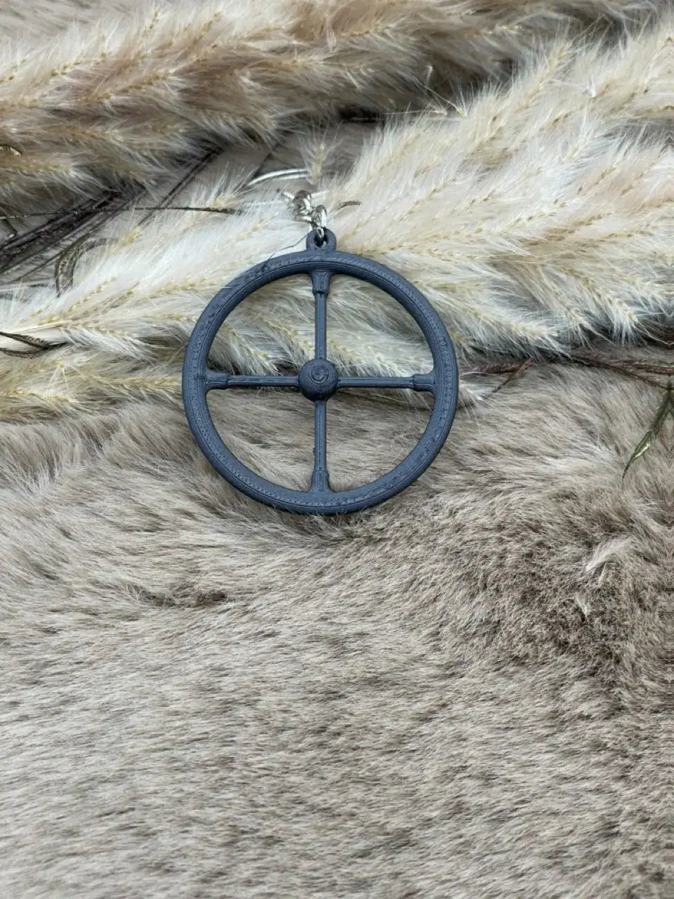 Keychain 4-spoke steering wheel