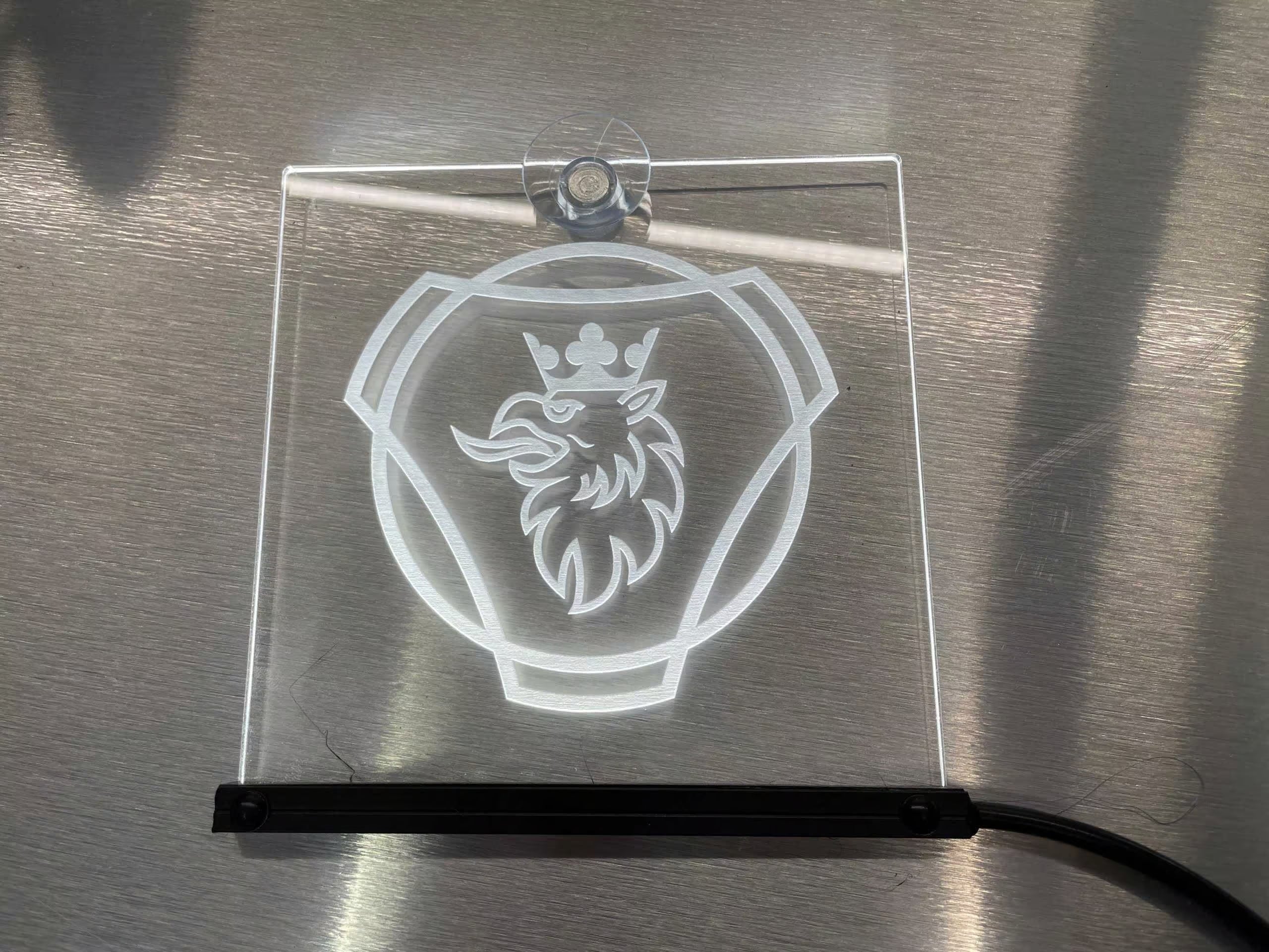 Scania Griffin LED-Tablett-Set – 15 x 15 cm