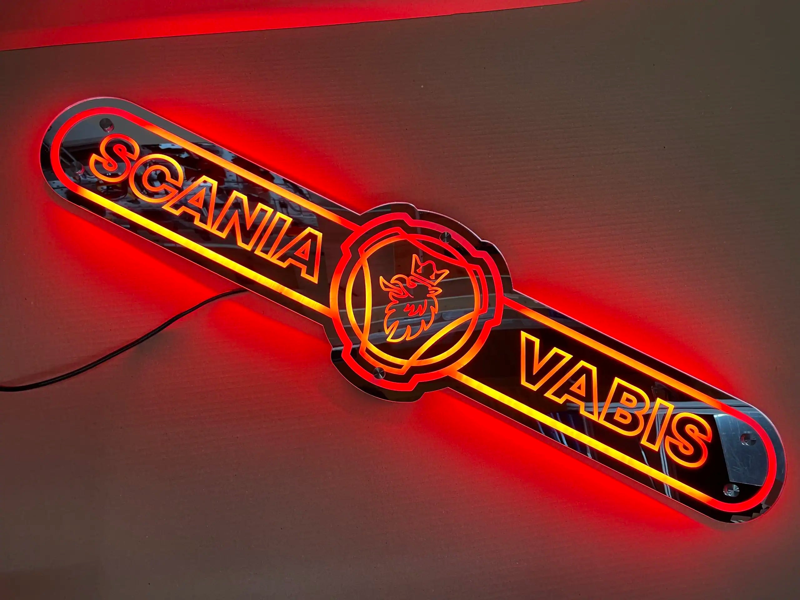 Scania LED-Spiegelrückwand